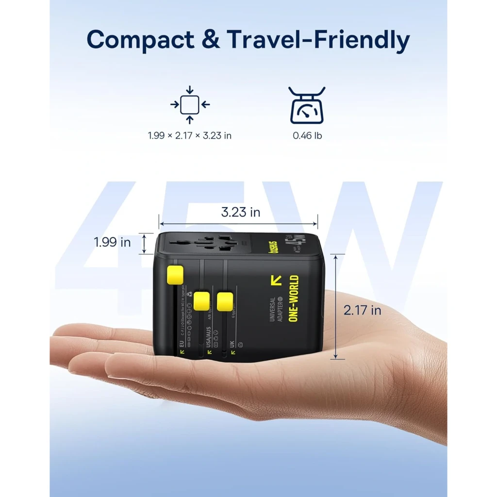 Baseus PicoGo AG11 cargador GaN 45 W compacto con adaptadores universales, sliders amarillos, puertos USB y enchufe retráctil, diseño negro portátil