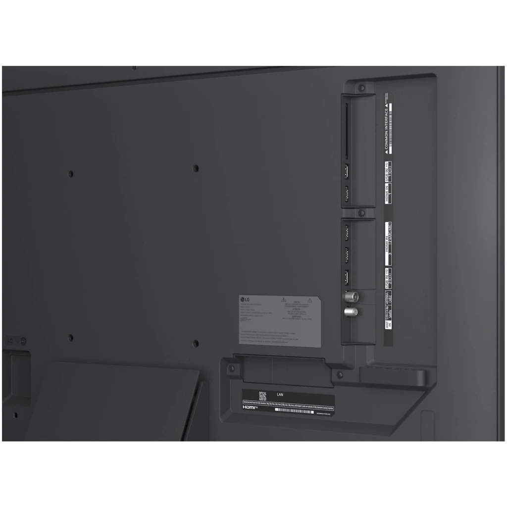 Parte trasera del LG 50QNED86B6B Smart TV QNED MiniLED 50 4K en negro con puertos HDMI, USB y antena accesibles en un panel lateral limpio y ordenado