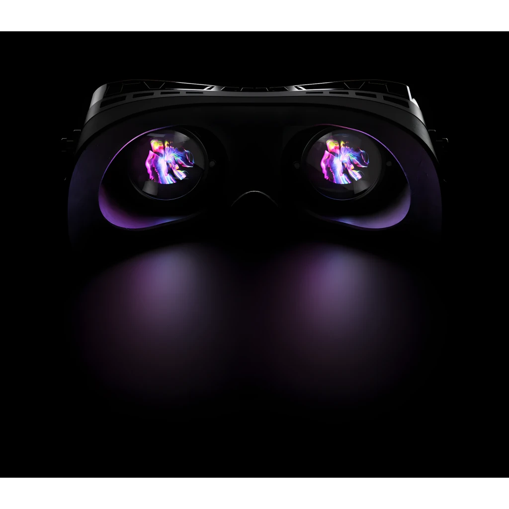 Pimax Crystal Super Ultrawide Realidad Virtual PCVR con lentes dobles de alto brillo, reflejos morados y chasis negro robusto, diseño inmersivo y ancho