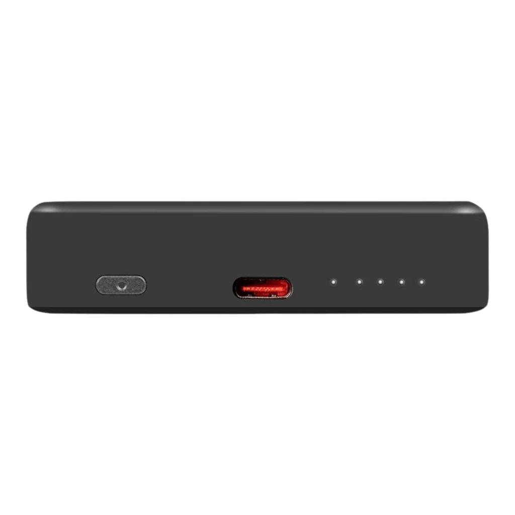 Powerbank OBAL:ME MagNetix negro 10000mAh con puerto USB-C rojo, indicador LED de 5 puntos y botón lateral; compatible MagSafe 15W para carga rápida