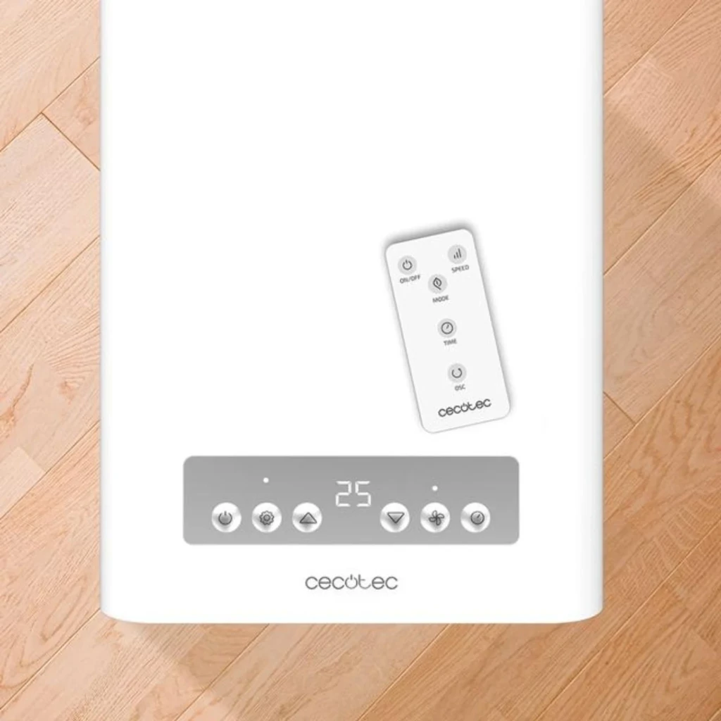 Panneau de commande blanc avec écran LED 25 et boutons tactiles, télécommande assortie posée dessus, design minimaliste Cecotec pour climatiseur mobile
