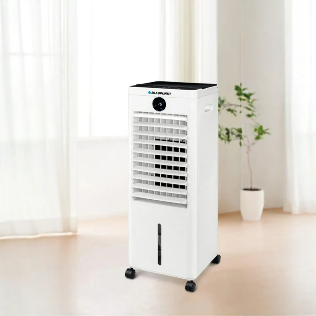 Climatizador evaporativo Blaupunkt BP2024 100W portátil, panel digital, rejillas frontales ajustables, depósito visible y ruedas giratorias, 3 velocidades