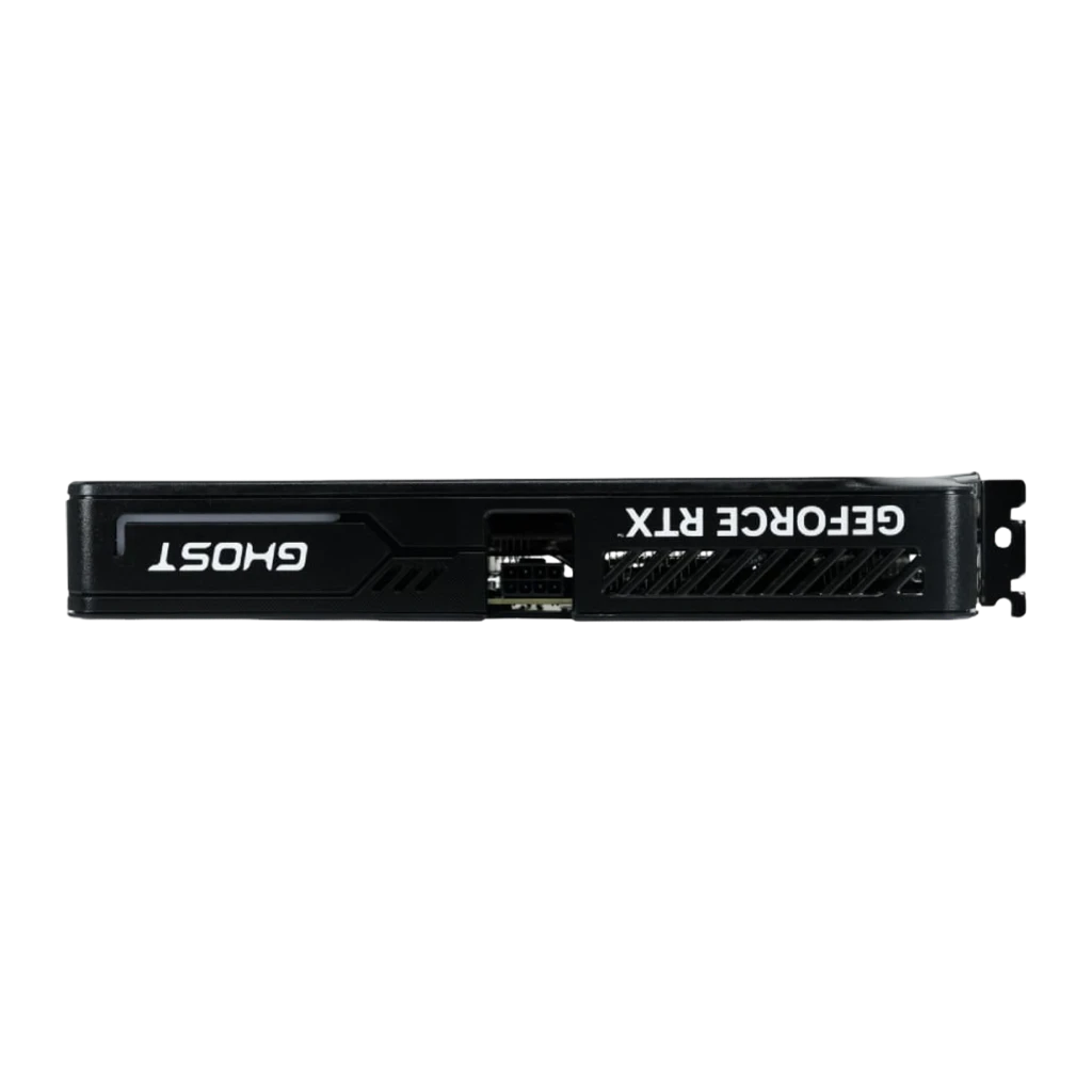 Gainward GeForce RTX 5060 Ti Ghost 8GB noir, vue du bord supérieur: connecteur d'alimentation, grille de ventilation et