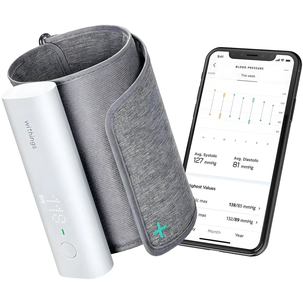 Nokia Tensiómetro BPM Connect Wi-Fi blanco, vista lateral: unidad blanca con manguito gris y app de presión arterial en