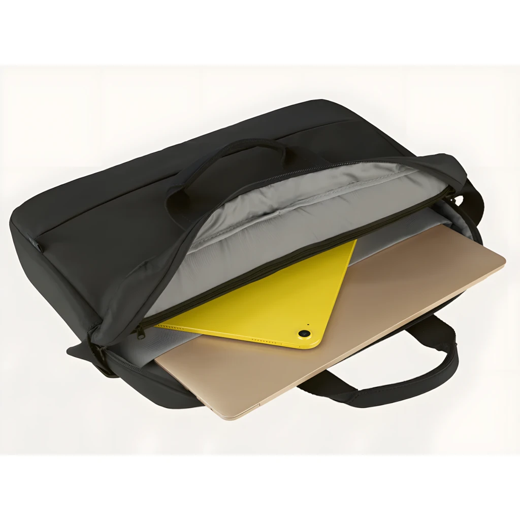 Tucano Global maletín portátil 15.6-16 negro, interior abierto: compartimento con portátil dorado y tablet amarilla visibles