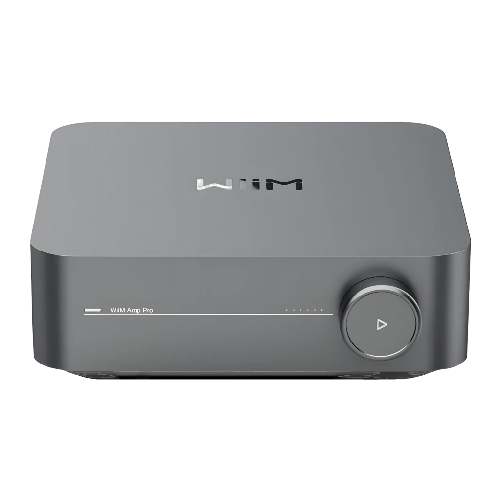 WiiM Amp Pro Multiroom Streaming Gris, vista frontal-superior: logo WiiM, botón play y panel frontal en carcasa gris oscuro