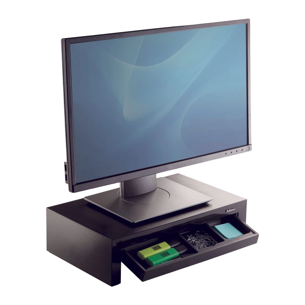Fellowes Soporte Monitor Designer Suites 8038101 Negro Perlado, vista angular: cajón abierto con accesorios y monitor encima