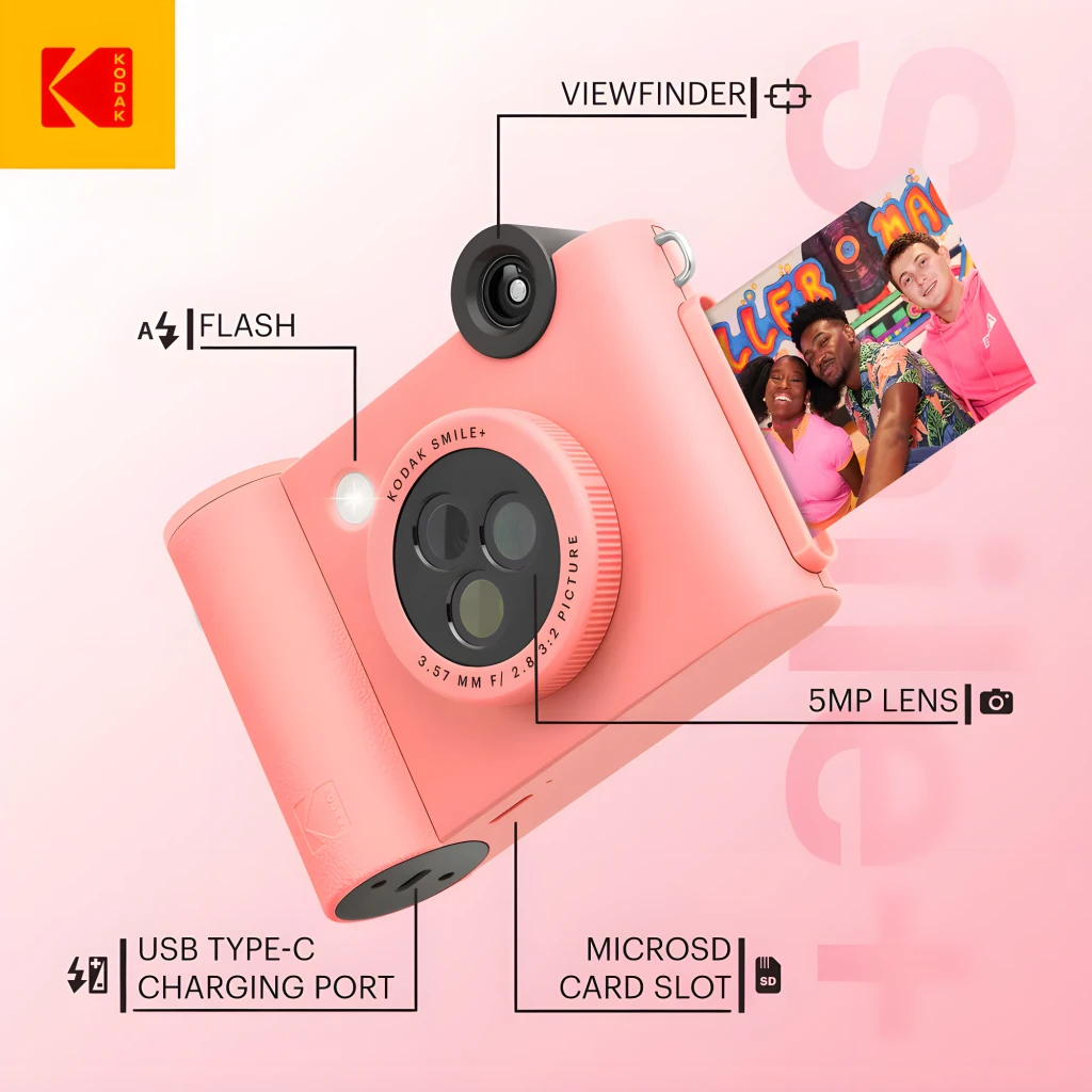 Kodak Instant Camera Smile+ 2x3 rosa, vista frontal con etiquetas: lente 5MP, flash, visor, USB-C y foto impresa saliendo