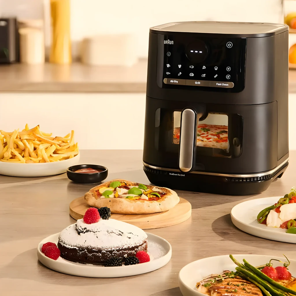Braun Friteuse à air HF Multifry 5 HF5075IBK Noir Gris, scène cuisine: panneau tactile et hublot avec pizza, entourée de