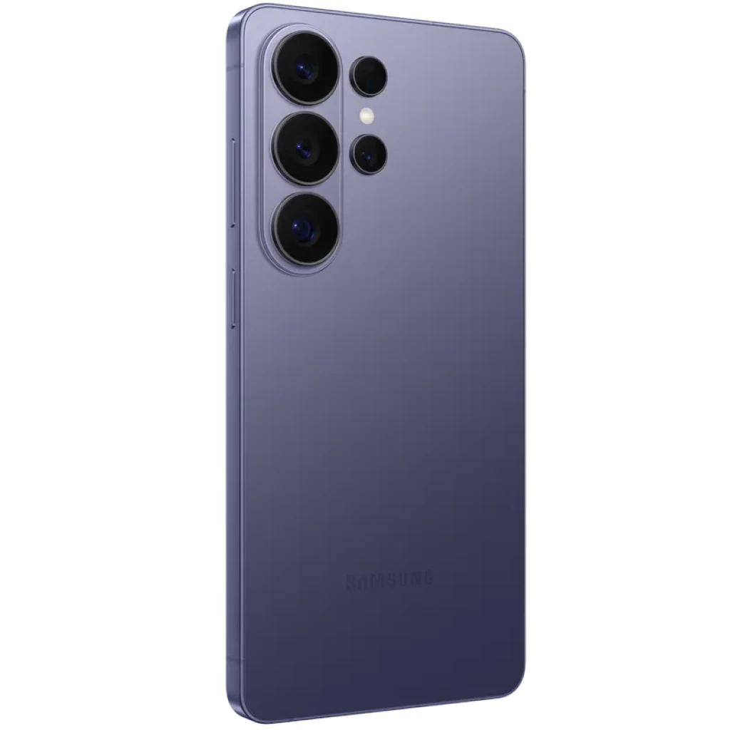 Samsung Galaxy S26 Ultra 5G violeta cobalto con acabado mate, módulo trasero de cuatro cámaras grandes y bordes curvos; estado premium reacondicionado