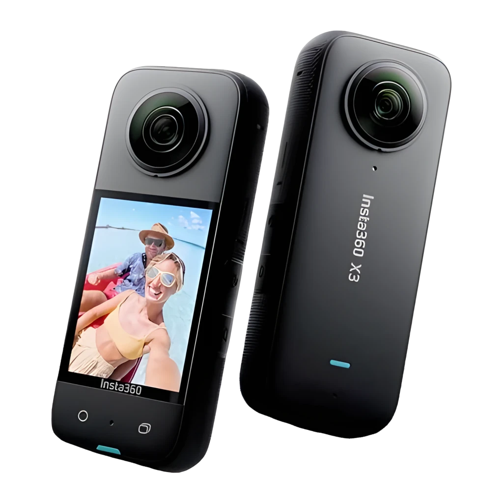 Cámara 360 compacta en negro con dos lentes ojo de pez, pantalla táctil frontal a color, botones inferiores y diseño robusto para captura 5.7K y 72MP