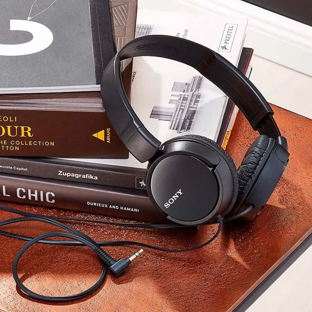 foto real de los Auriculares Sony MDR-ZX110