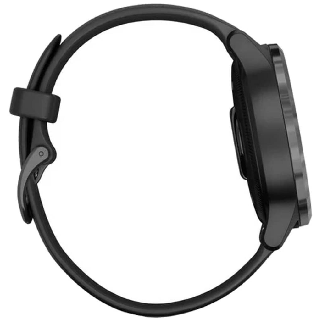 Garmin Vivoactive 4s preto, caixa 40 mm e correa preta. Perfil lateral fino, botão único, acabamento fosco, fecho clássico e design esportivo elegante