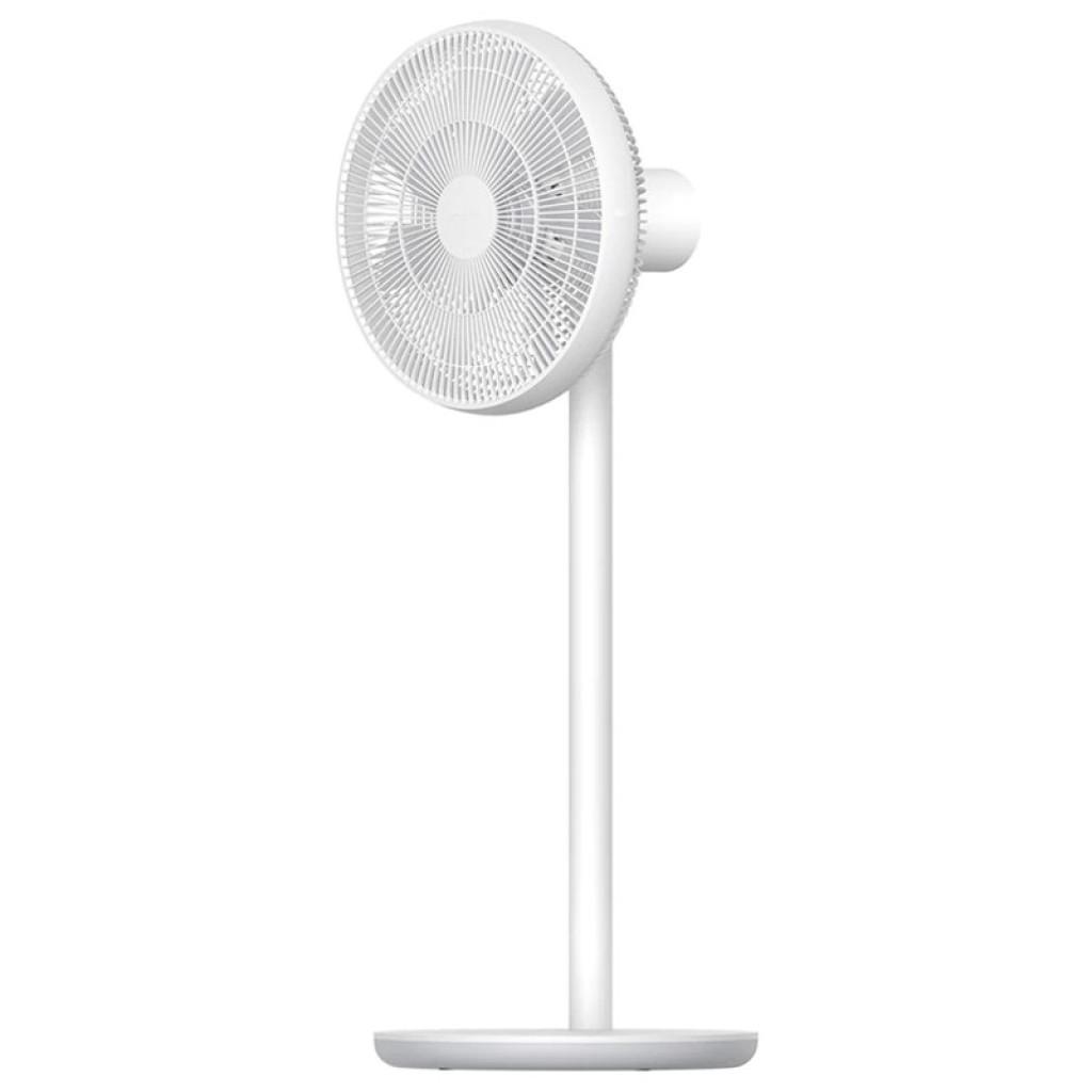 Ventilador de pie blanco con base redonda, mástil delgado y cabezal circular con rejilla fina; diseño minimalista y altura regulable. Desprecintado Xiaomi