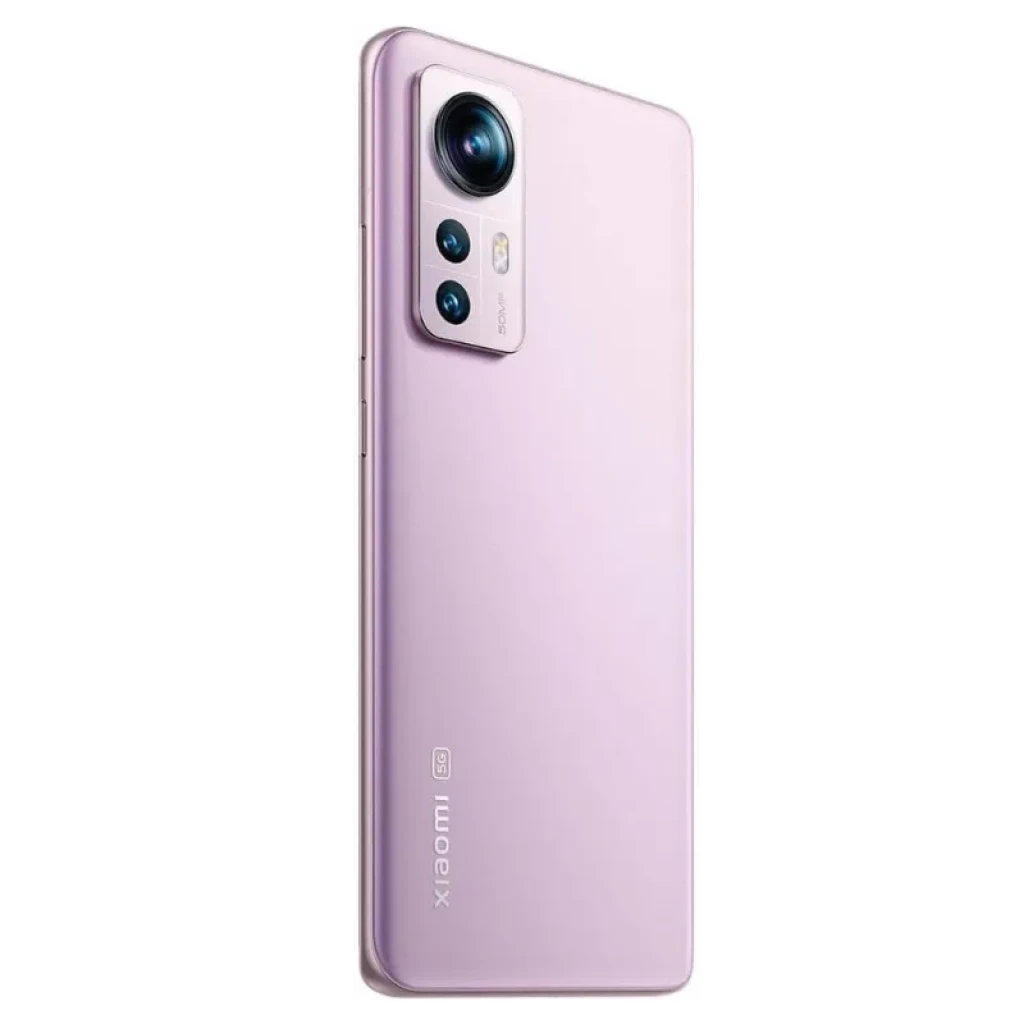 Xiaomi 12 12GB/256GB Lila - Desprecintado, acabado mate en color lila, triple cámara trasera con módulo vertical y flash, cuerpo delgado con logo 5G