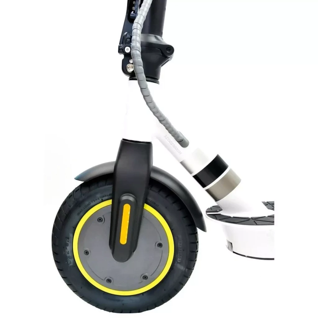 Roda dianteira do SmartGyro Z-ONE 350W Cinza com pneu robusto, aro com faixa amarela, guarda-lamas preto e braço de suspensão branco com cabo cinza trançado
