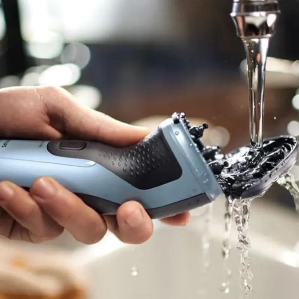 Philips Shaver 3000X Series X3003/00 Noir/Bleu électrique, poignée antidérapante, tête triple lame lavable sous l’eau, design ergonomique