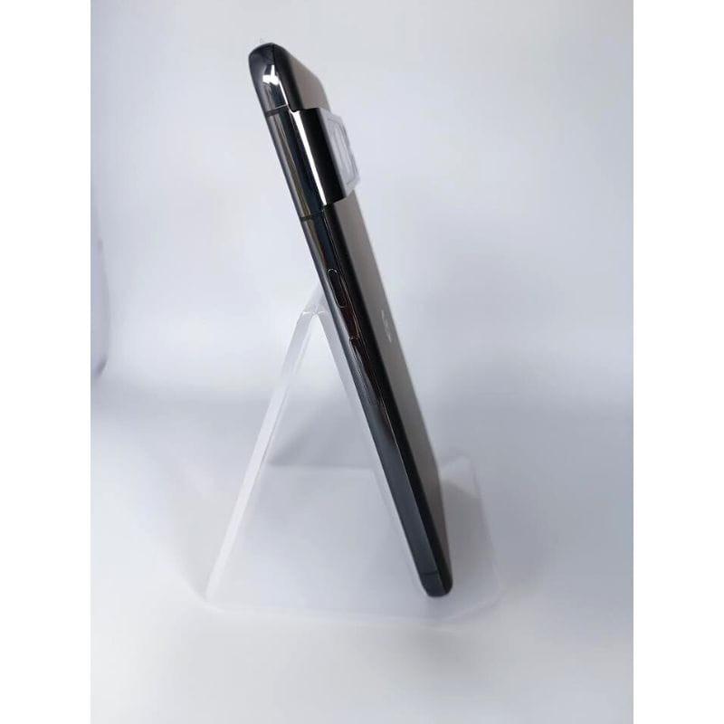 Google Pixel 8 5G noir obsidienne, tranche latérale montrant finition brillante, module photo pro en relief, boutons discrets; reconditionné, état excellent.