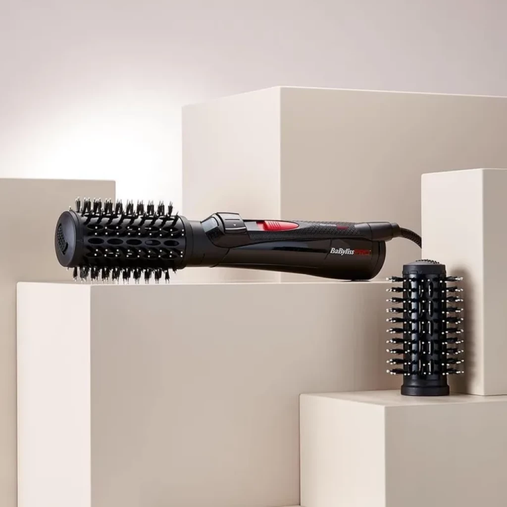BaByliss BAB2770E Negro caliente: cepillo de aire rotativo negro con cerdas mixtas, mango ergonómico, botón rojo y cabezal intercambiable con púas gruesas