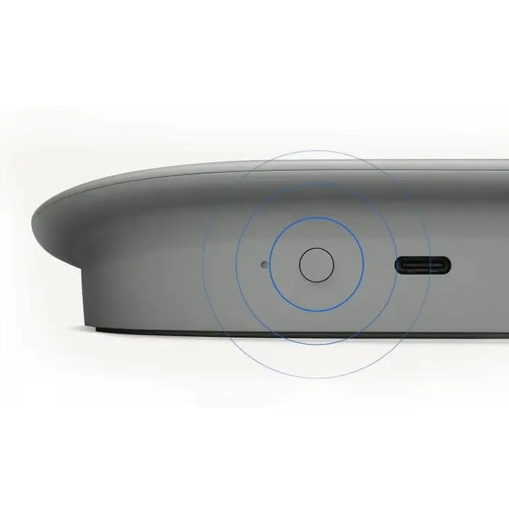 Google TV Streamer 4K castanho com botão circular frontal e porta USB-C lateral, design curvo minimalista, versão importada