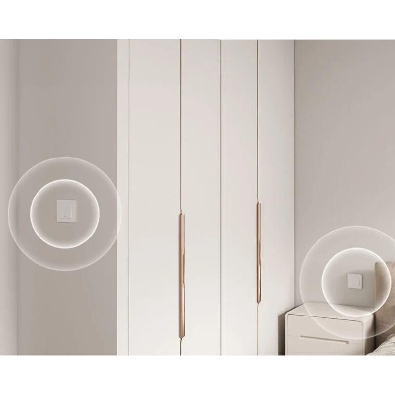 SONOFF Zig-Bee ZBMINIR2 dentro de los interruptores