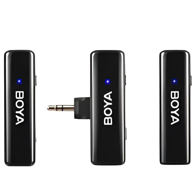 Boya LINK Sistema de Micrófono Inalámbrico All-in-One: tres módulos negros con LED azul y logo BOYA, uno con conector jack 3.5 mm retráctil