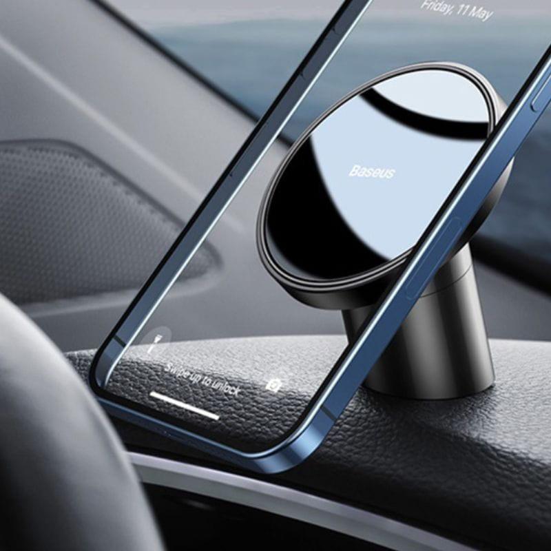 Imagen en el salpicadero del Soporte de smartphone para coche Baseus Neogravity - Imán NdFeB - Rotación 360º