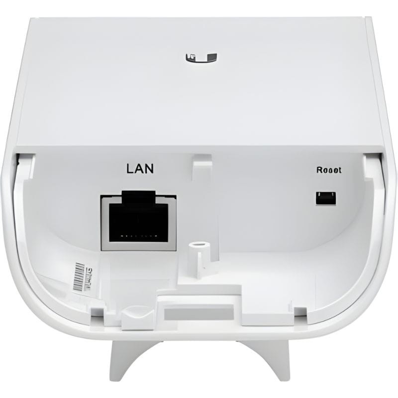 Base trasera del Ubiquiti NanoStation Loco M2 en blanco, con puerto LAN RJ45, botón Reset y cubierta abatible, diseño compacto para exterior 150 Mbit/s