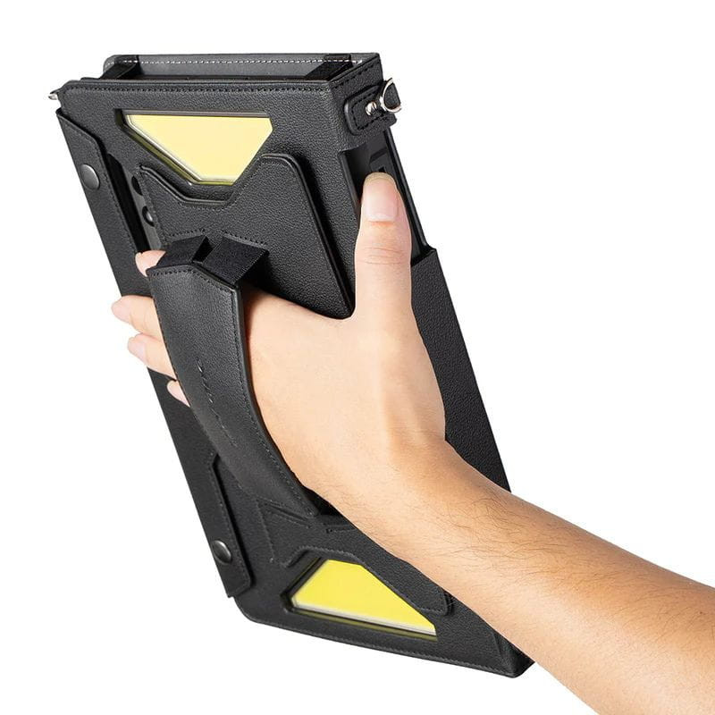 Capa multifunções Ulefone Armor Holster Pro para Armor Pad 4 Ultra na mão
