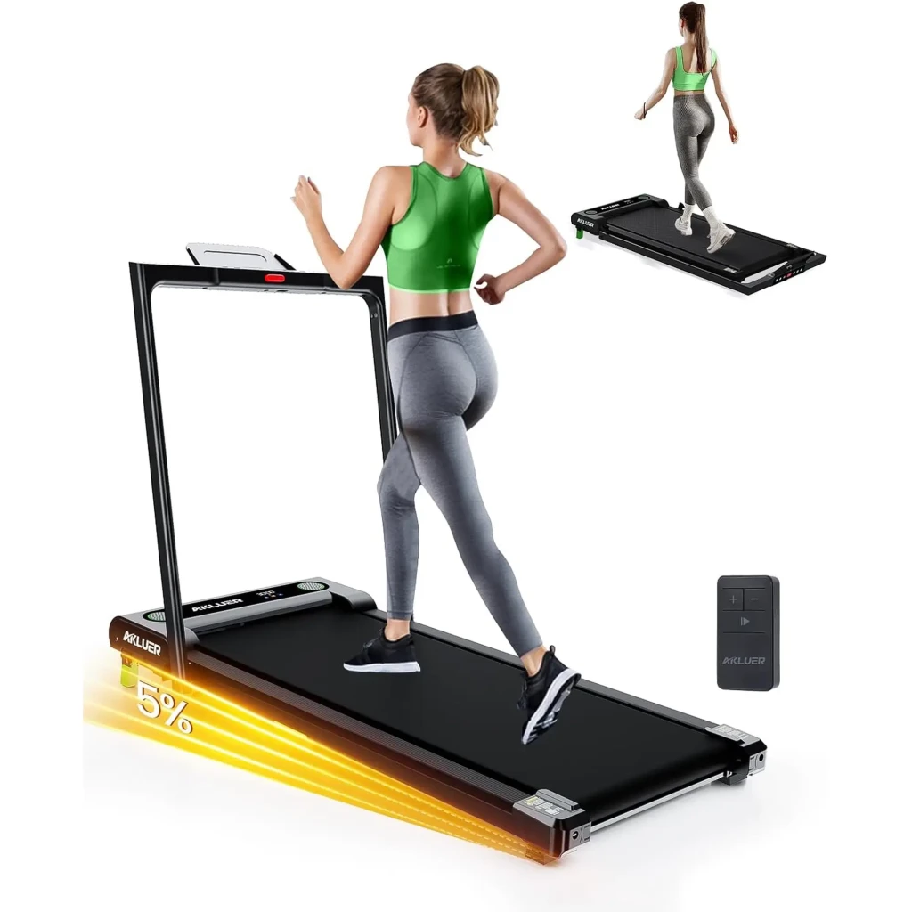 Cinta de correr Plegable Akluer 480L-B: estructura compacta negra, panel con pantalla y botones, banda ancha antideslizante, barandales delgados, inclinación