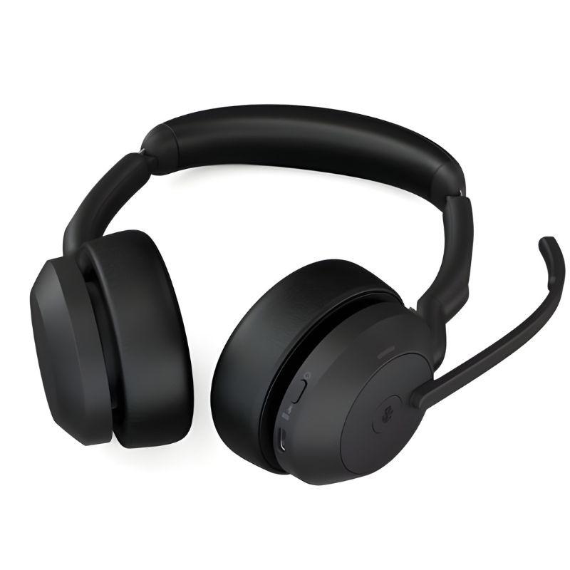 Jabra Evolve2 55 MS Stereo con Soporte de carga, vista a 45º