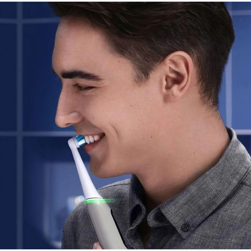 Limpeza de Oral-B iO Serie 6 Cinzento