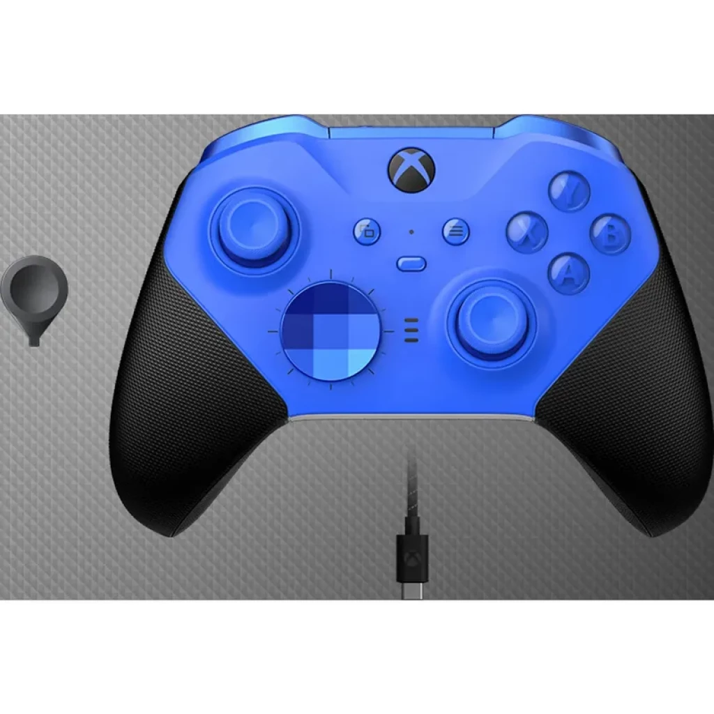Gamepad Xbox Elite Series 2 Core en azul y negro, agarres texturizados, cruceta circular azul, botones ABXY azules, conexión USB-C visible y herramienta de