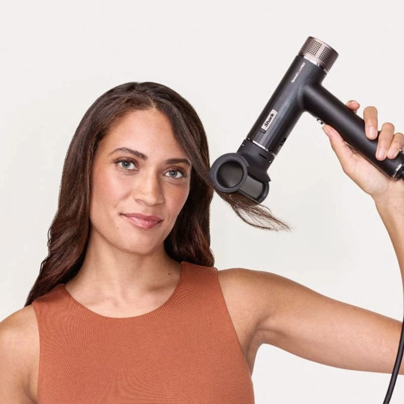  Shark SpeedStyle Pro Flex alisando o cabelo