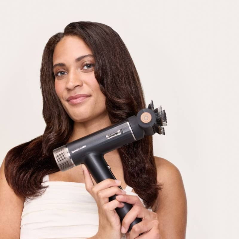  Shark SpeedStyle Pro Flex dando volume ao cabelo