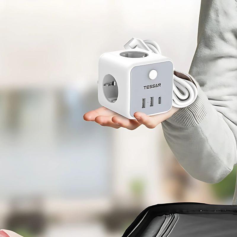 Tessan TS-301-C-GR Regleta 3 tomadas CA + 3 USB-A cabo 2 m tamanho compacto