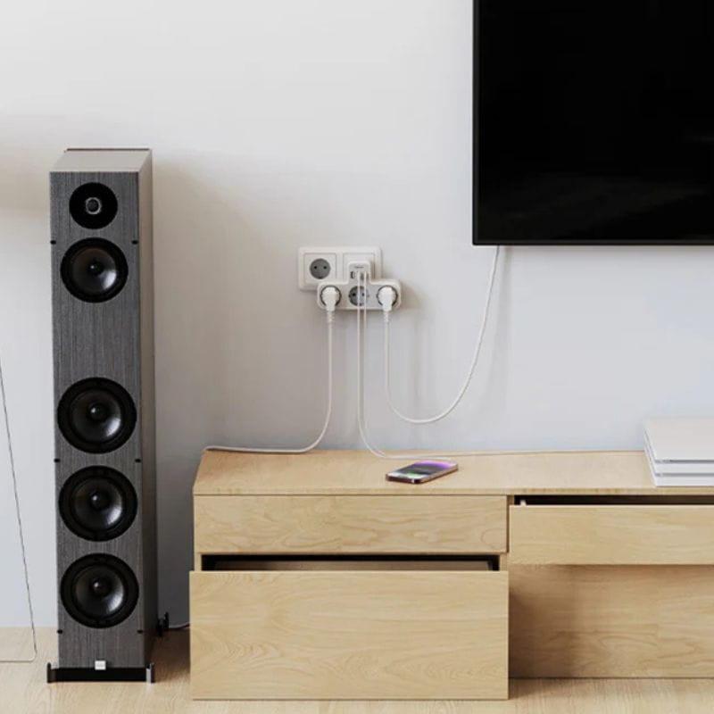 TESSAN TS-323-DE-C - Regleta de enchufes imagem na sala