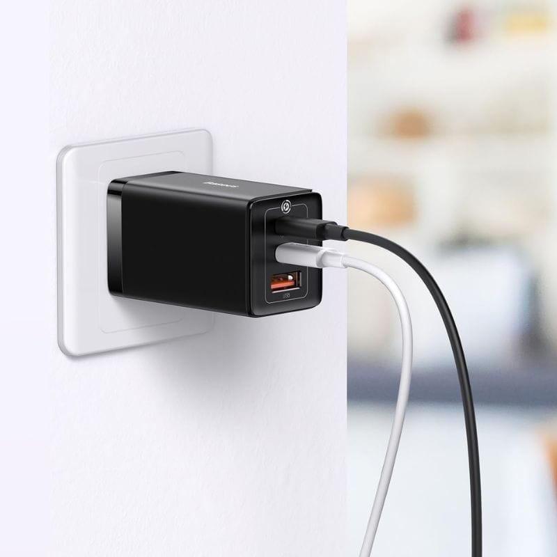 Baseus GaN5 Pro 65W - Carregador de parede 2xUSB-C 1xUSB-A imagem real