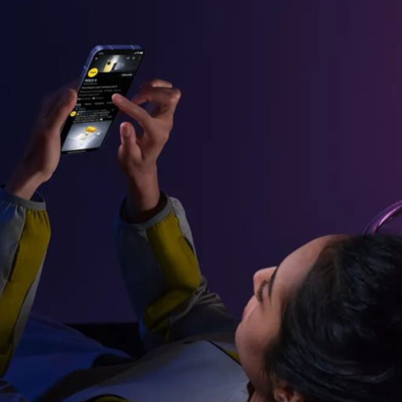 Potente POCO F7 Negro