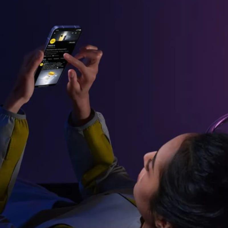 Certificats de Poco F7 Blanc