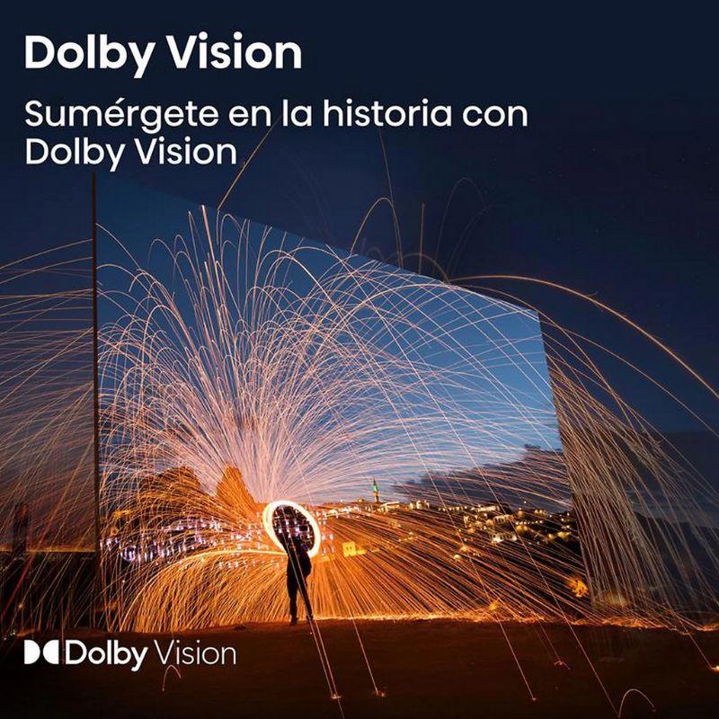 Hisense 50A6Q 50" 4K UHD LED, pantalla negra con marco delgado; destaca Dolby Vision con colores vivos, alto contraste y brillo para escenas dinámicas.