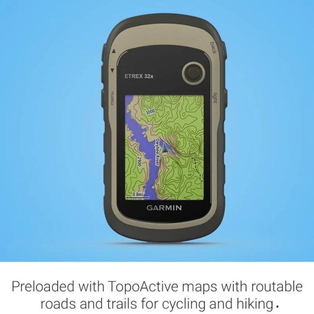 Garmin Etrex 32x avec écran couleur et cartes topographiques, boîtier robuste bicolore, bouton latéral, boussole et altimètre pour les activités de plein air et la randonnée
