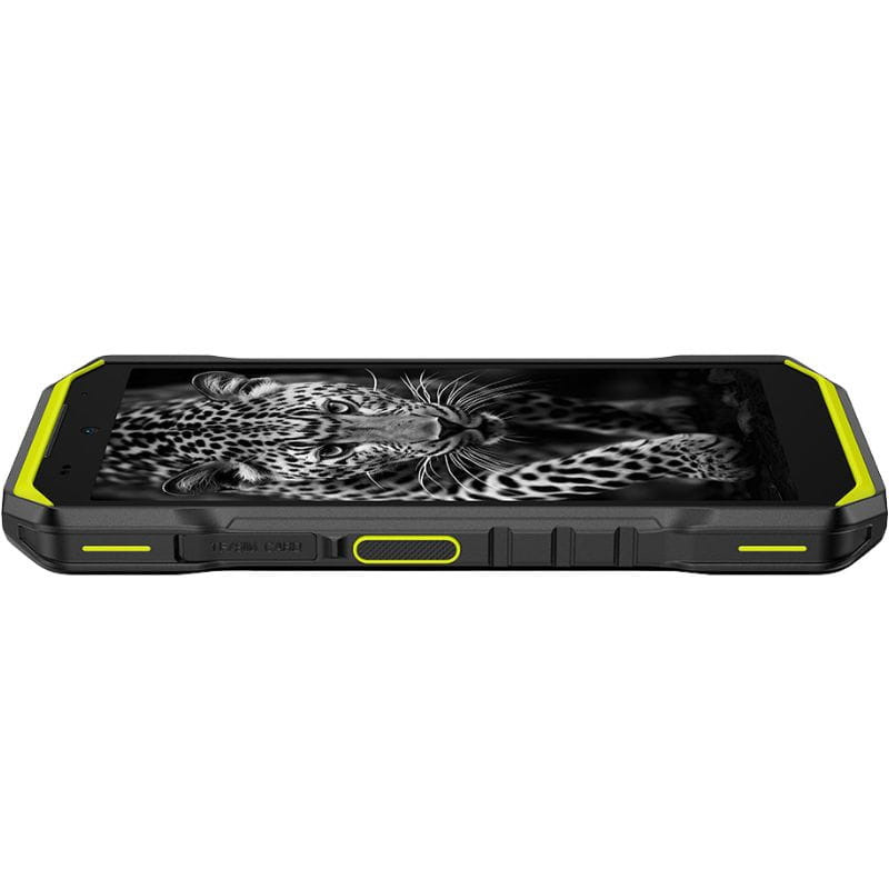 Ulefone Armor X32 6GB/128GB Verde Rugged visto de lado, corpo robusto preto com detalhes verdes, bordas reforçadas e tela frontal exibindo leopardo em preto e