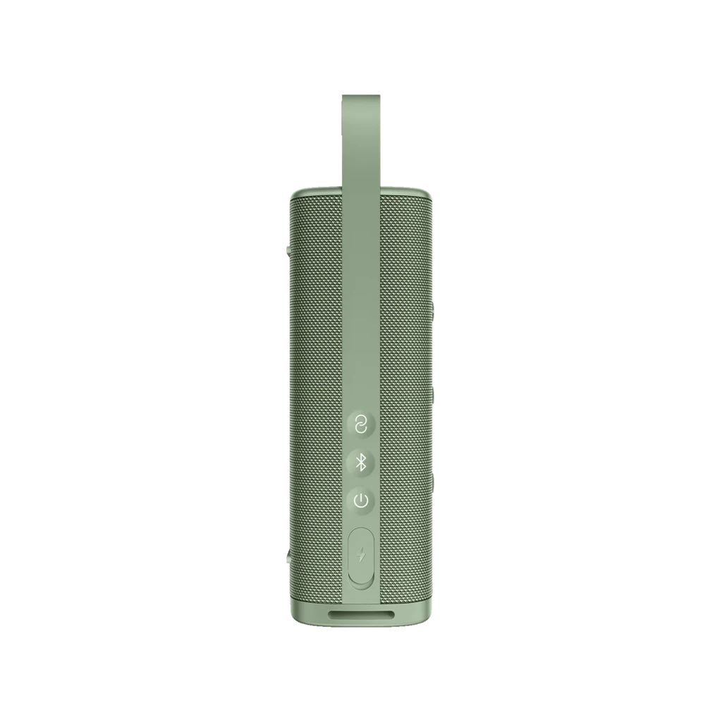 Xiaomi Sound Outdoor 30W Verde Altavoz Bluetooth cilíndrico verde con rejilla metálica, botones laterales de control, correa superior y puerto de carga
