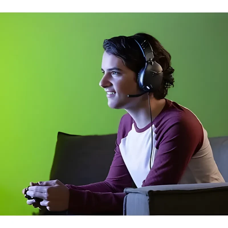 Auscultadores com fio Turtle Beach Recon 70 Black para Xbox, design over-ear preto com microfone ajustável e almofadas acolchoadas, compatíveis Series X S e