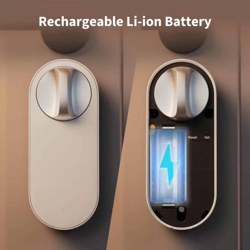 AQARA Smart Lock U200 Lite con batería Li-ion recargable, tapa deslizante y dial giratorio; módulo interno muestra indicador de carga y botones Reset y Set