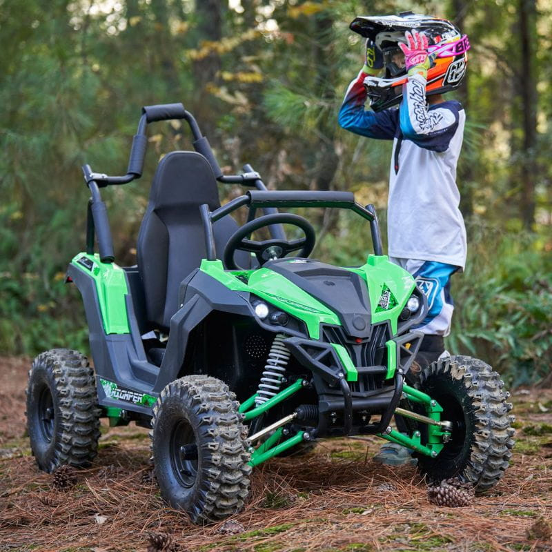 Buggy UTV tout-terrain 48 V vert - Voiture électrique pour enfants, image avec un enfant