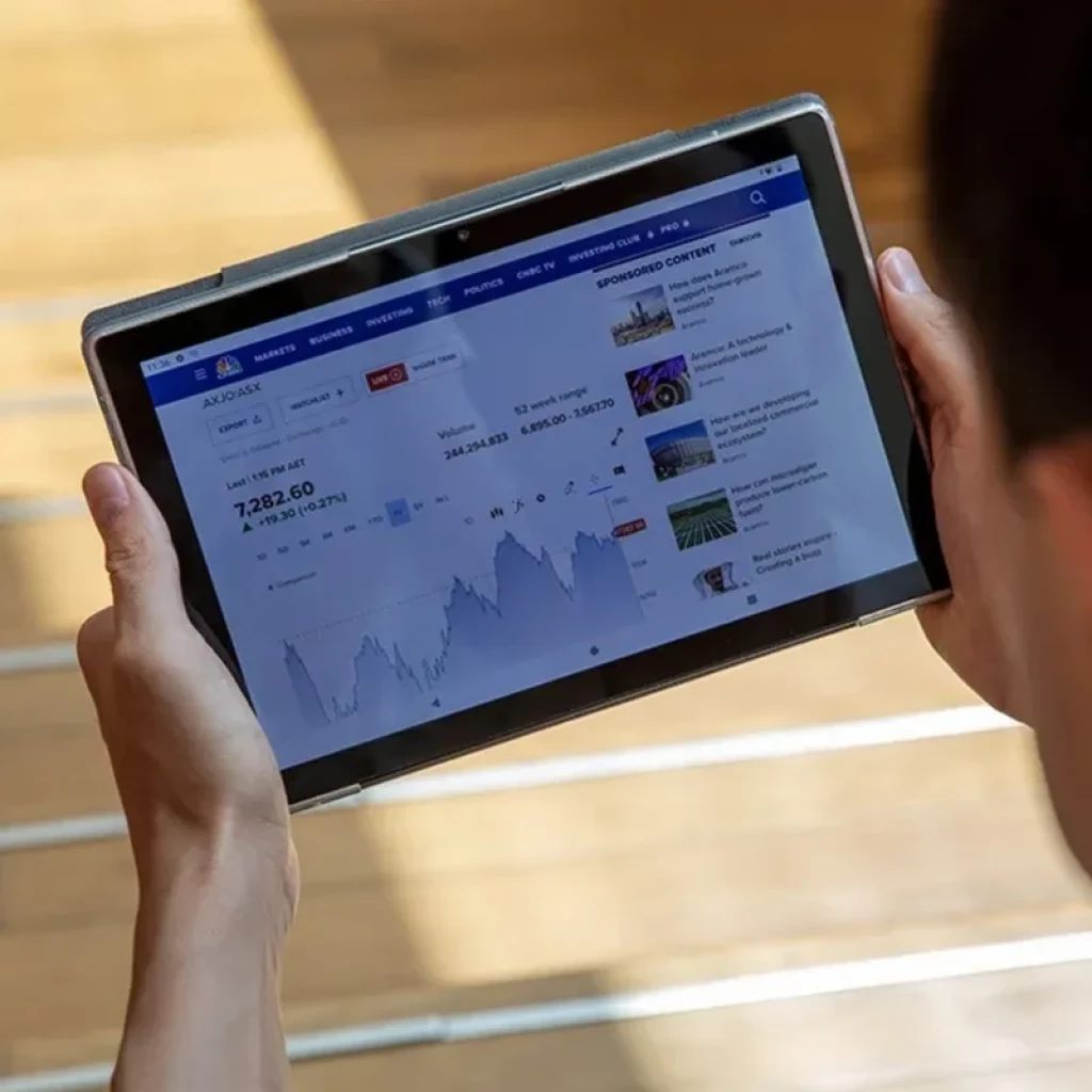 Huion Slate 10 Pantalla laminada FHD+ de 10,1 pulgadas con biseles delgados, cuerpo delgado y soporte de lápiz, ideal para dibujo y visualización nítida