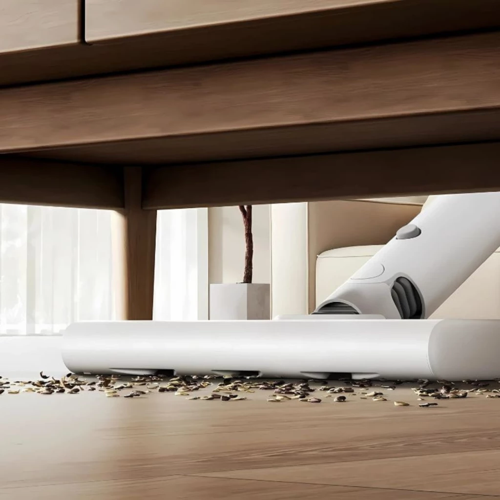 Xiaomi Vacuum Cleaner P30 con cabezal plano blanco, delgado y de bajo perfil, limpia debajo de muebles; aspira migas y polvo en suelos de madera con boquilla
