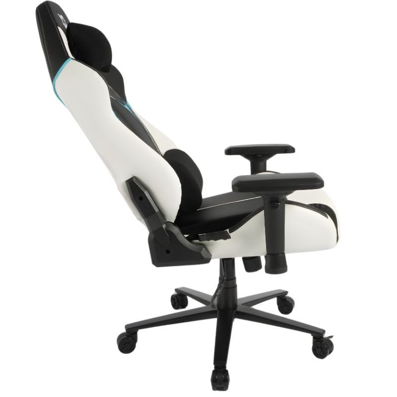 Silla Gaming PowerGaming ProLine: diseño ergonómico blanco y negro con detalles celestes, cojín lumbar, reposabrazos ajustables y base con ruedas